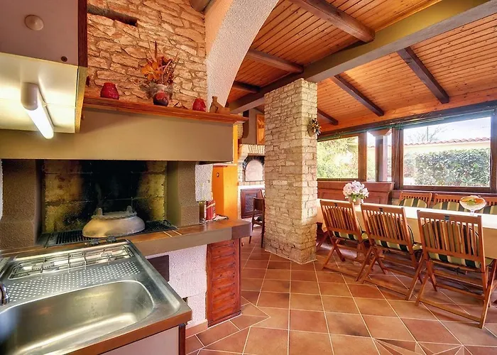 Апартаменты Nicole *